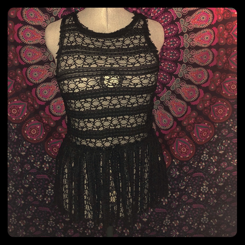 Black Lace Tank. Size: Small/Med